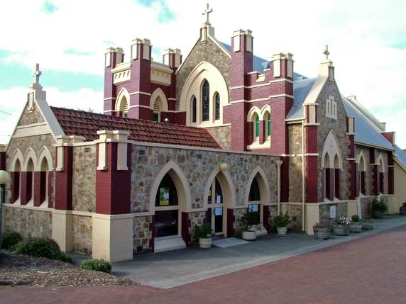 Our-Lady-of-Mercy-Mt-Barker.jpg
