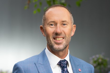 Principal,_Andrew_Baker